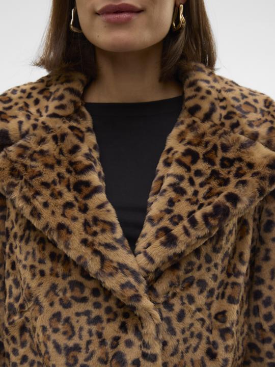 Actual product image Vero Moda VMLISSY Jacket Faux fur jacket (XS)