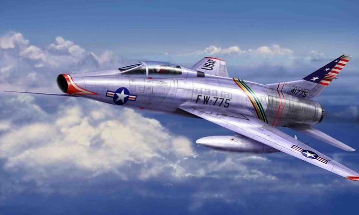 Immagine prodotto Trumpeter F-100C Super Sabre