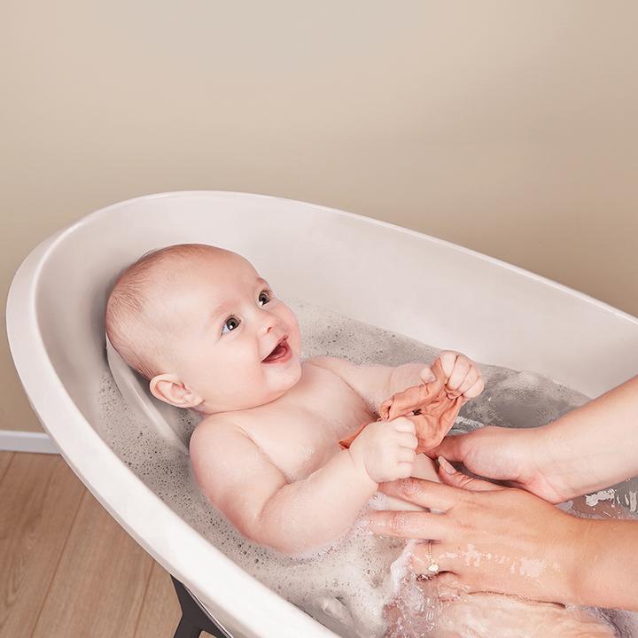 Actual product image Luma Baby bathtub