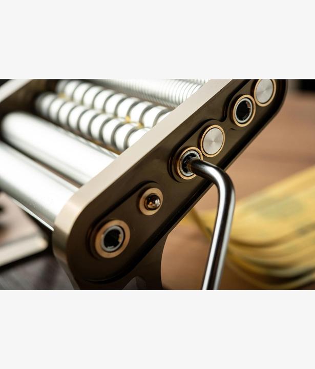 Actual product image Marcato Pasta machine OTELLO Champagne