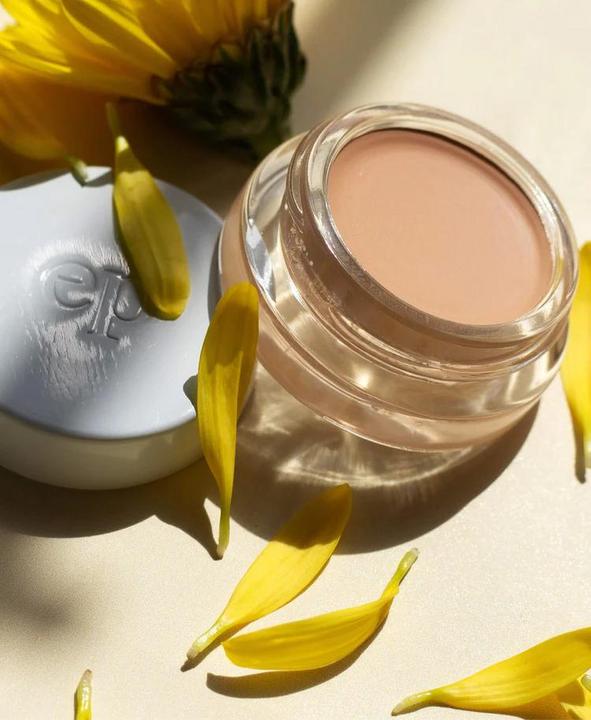 Immagine prodotto Ere Perez Vasetto di arnica tutto coperto (Dolce: tonalità profonda con sottotono neutro)