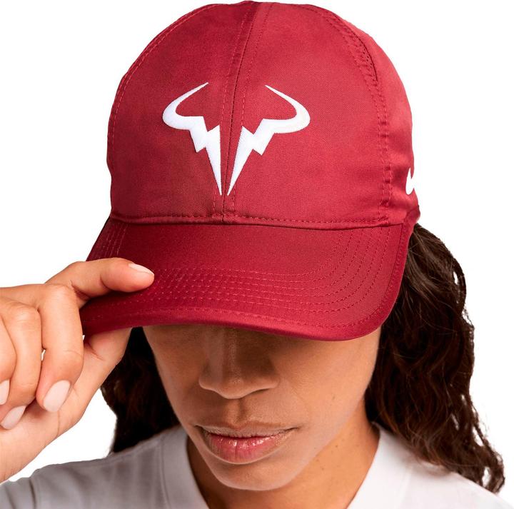 Produktbild Nike Dri-Fit Club Unstructured Rafa Cap Red