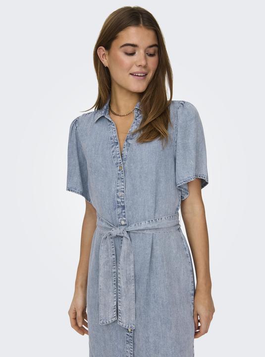 Produktbild Only Normal geschnitten Hemdkragen Kastige Ärmel Kurzes Kleid Jeanskleid (M)