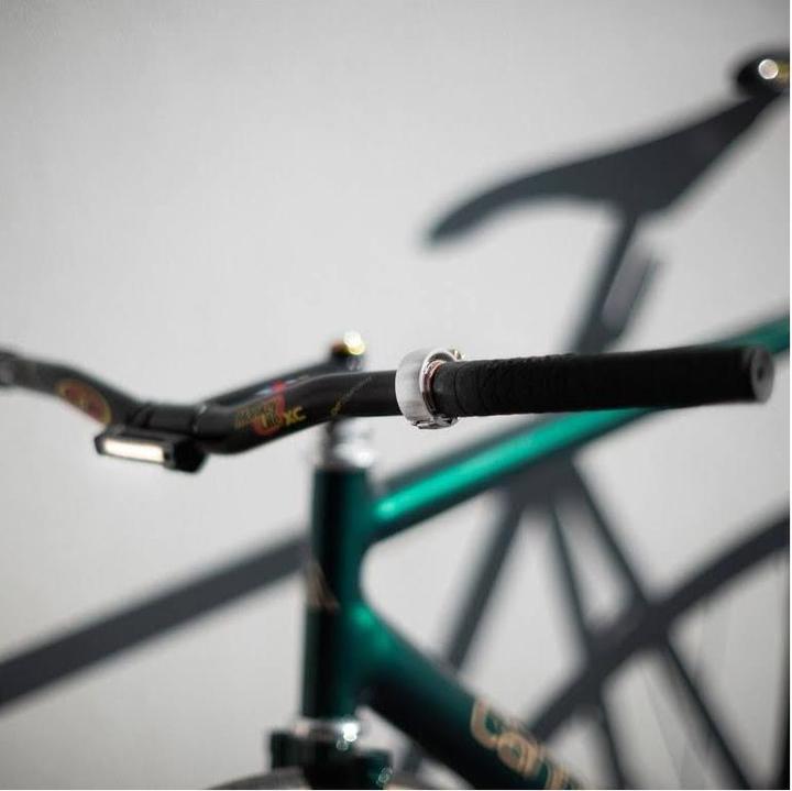 Actual product image knog. Oi Luxe