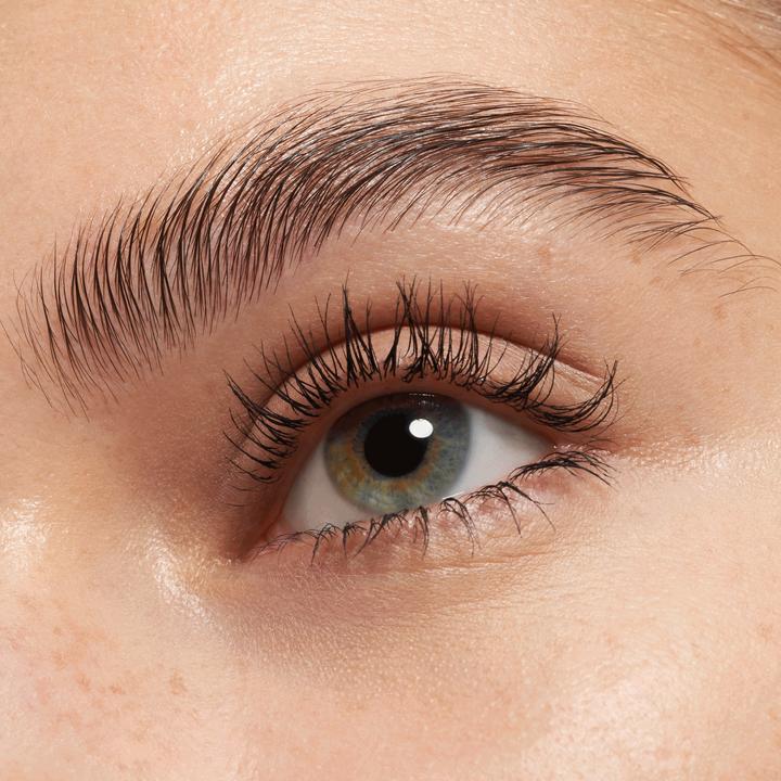 Actual product image essence maximum DEFINITION mascara (Black)