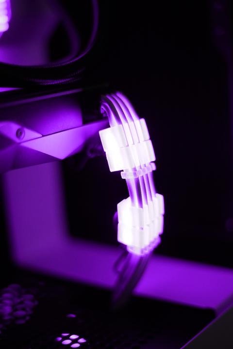 Produktbild NZXT HUE 2 Cablecomb (RGB)