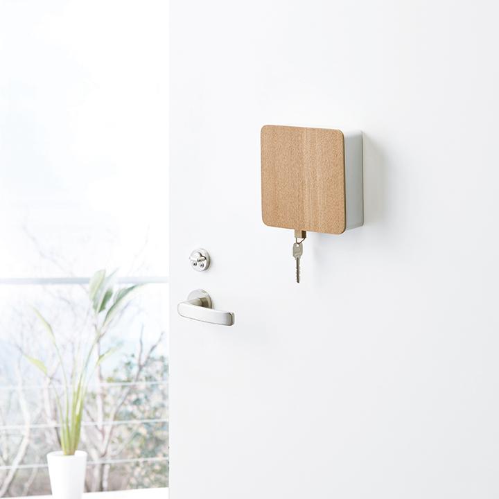 Actual product image Yamazaki Magnetic key box RIN (16 x 6 x 16 cm)