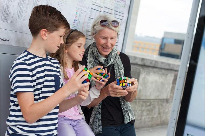 Produktbild Thinkfun Rubik's Cube (3 x 3)