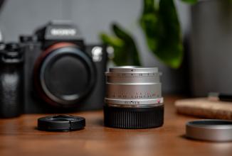 Actual product image Voigtländer Colour-Skopar 50mm / 2.2 VM silver (Leica M, full size)
