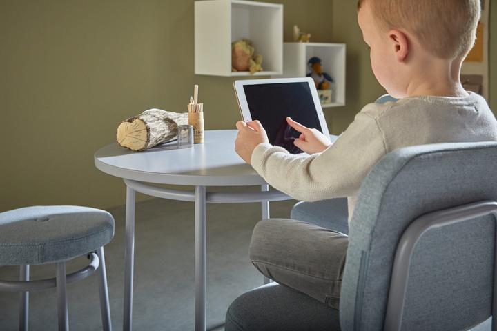Immagine prodotto Lifetime Kidsrooms Chill Stool con sedile imbottito Ombra di mezzanotte (Seggiolone)
