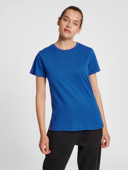 Actual product image hummel Hmlred Basic T-Shirt S/S Woman (L)