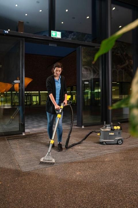 Productafbeelding Kärcher Puzzi 8/1 ADV wasstofzuiger (Nat-droog stofzuiger)