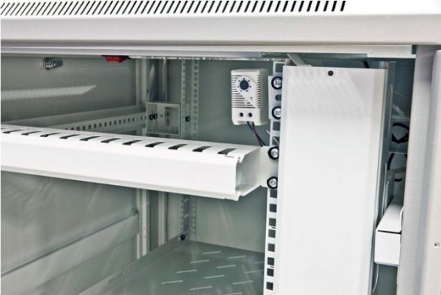 Immagine prodotto Allnet 19 armadi 22U L800 / P800mm *grigio chiaro* Serie SNB con porta in vetro (22 HE, Rack da 19 pollici)