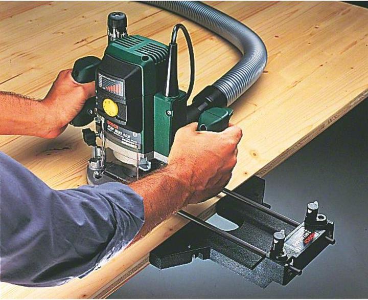 Produktbild Bosch Professional Zubehör Parallelanschlag für Bosch-Oberfräsen, 10 mm (1 cm)
