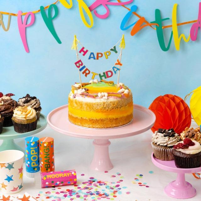 Image du produit TALKING TABLES Tortengirlande Happy Birthday Bunt