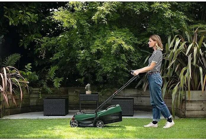 Produktbild Bosch Home & Garden CityMower 18V-32-300 (Akkubetrieb)