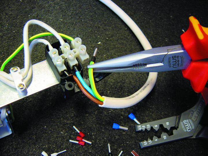 Image du produit NWS Pince à sertir pour embouts 0.5 b (190 mm)
