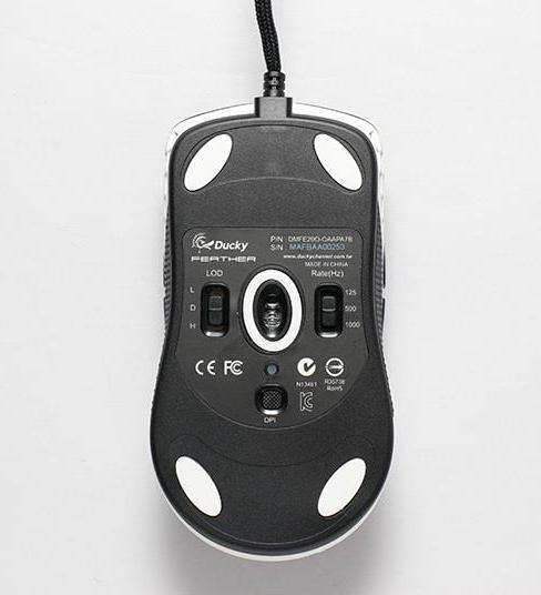Actual product image Ducky Feather (Cable)