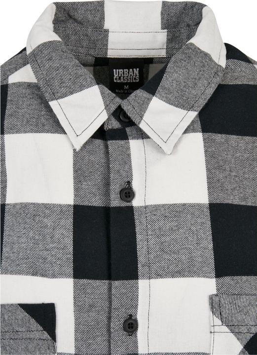Actual product image Urban Classics Long Oversized Checked Shirt - 16632 (M)