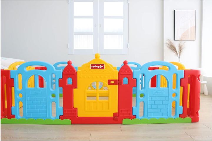 Actual product image Dwinguler Castle (150 cm, 240 cm)