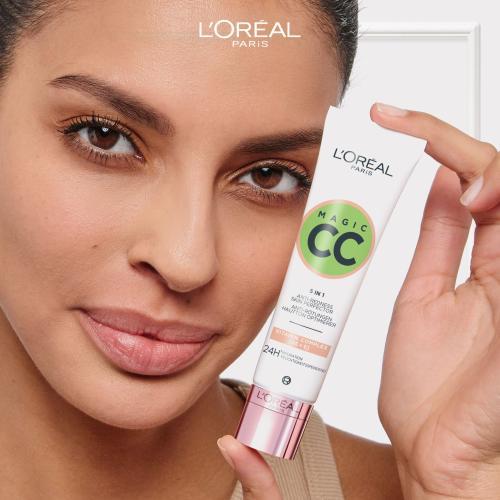 Actual product image L'Oréal Paris C'est Magic (Anti redness)