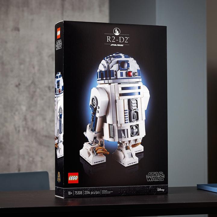 Actual product image LEGO Star Wars R2-D2 (75308) (75308, LEGO Rare Sets, LEGO Star Wars)