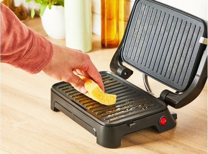 Actual product image Tefal Inicio Compact GC270D (EU plug)