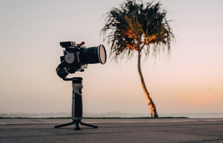 Produktbild Zhiyun Crane M2S Combo (Spiegelreflexkamera, Actionkamera, 1 kg)