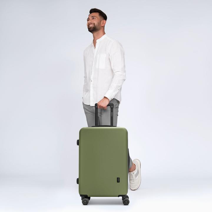 Actual product image Redolz Essentials 09 MEDIUM 4 wheel trolley 67 cm (66 l, L (90 - 115l))