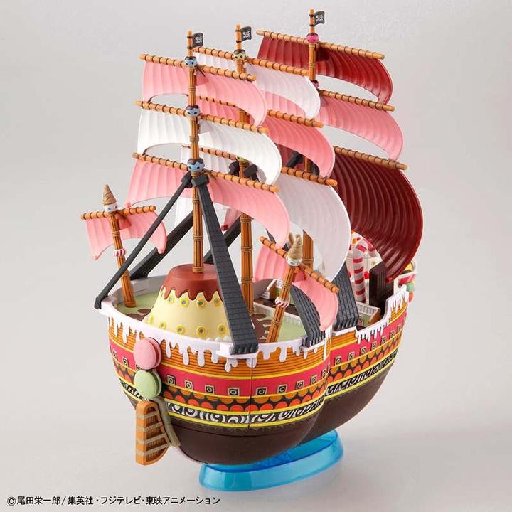 Actual product image Bandai One Piece - Queen Mama Chanter