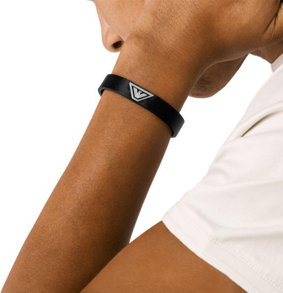 Immagine prodotto Emporio Armani Bracciale con logo dell'aquila (24.70 cm, Acciaio inossidabile, Cuoio)