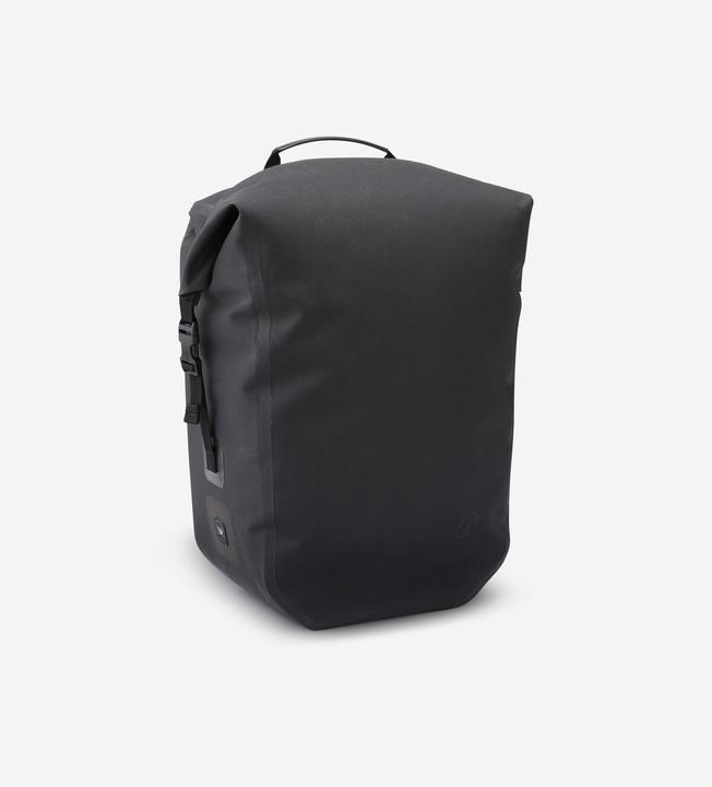 Immagine prodotto Btwin Fahrradtasche 900 wasserdicht 27 Liter schwarz (27 l, Borsa portapacchi)