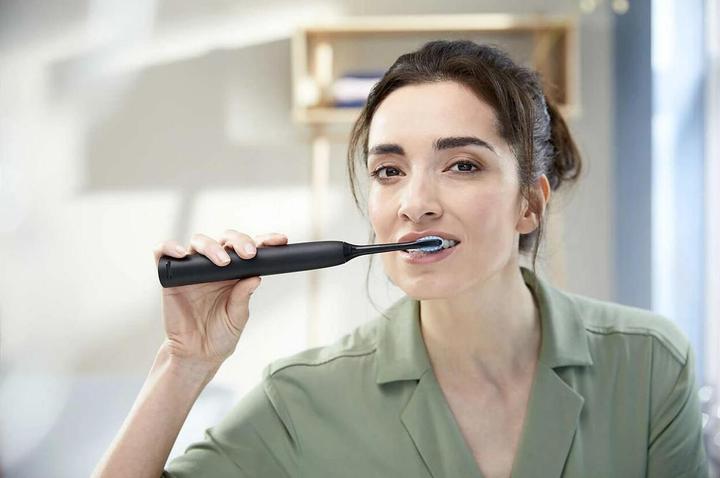 Actual product image Philips Sonicare ExpertClean 7300 (Sonic toothbrush)