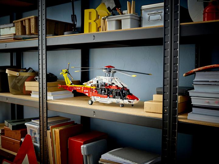 Produktbild LEGO Airbus H175 Rettungshubschrauber (42145, LEGO Technic)