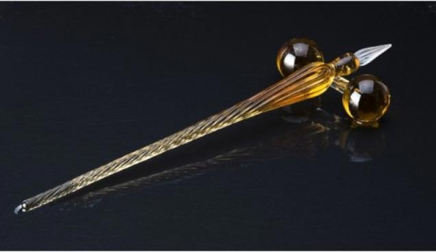 Actual product image Ami Penholder glass nib blue