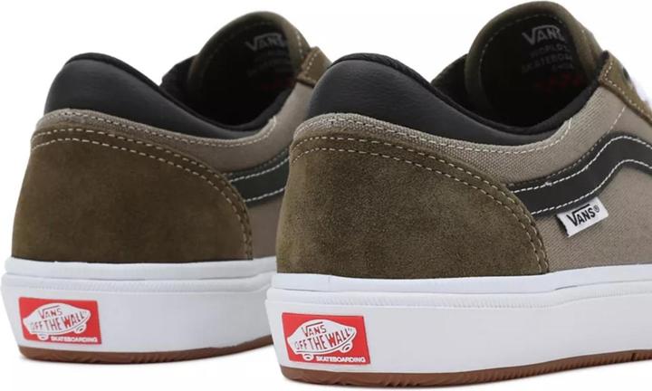 Actual product image Vans Gilbert Crockett (42)