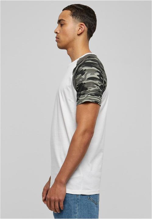 Actual product image Urban Classics Raglan Contrast Tee (S)