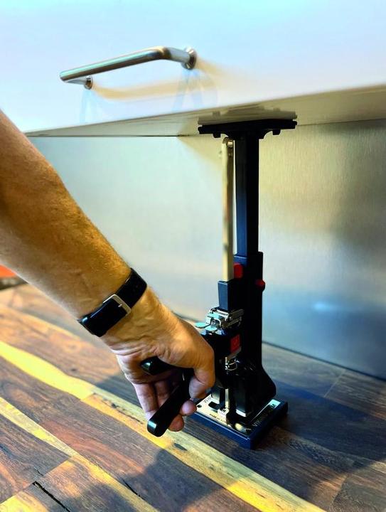 Actual product image Viking Arm Schrank-Montage-Kit zu (600 mm)