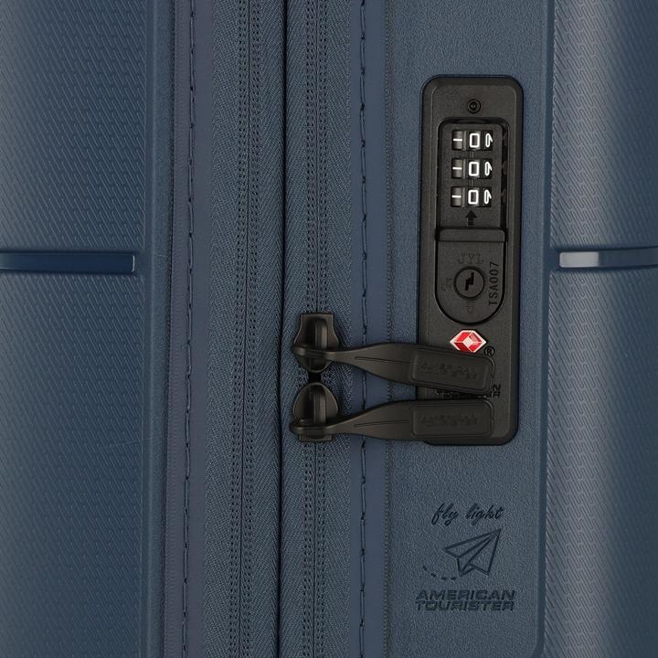 Actual product image American Tourister DASHPOP DISNEY spinner (41 l, Hand luggage (up to 50 litres))