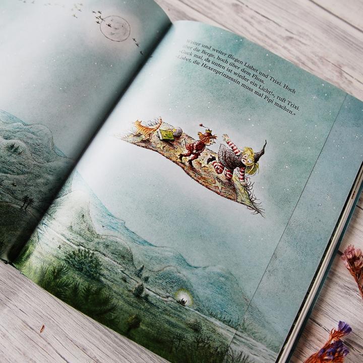 Actual product image Das grosse Buch der kleinen Hexe (German, Lieve Baeten, 2017)