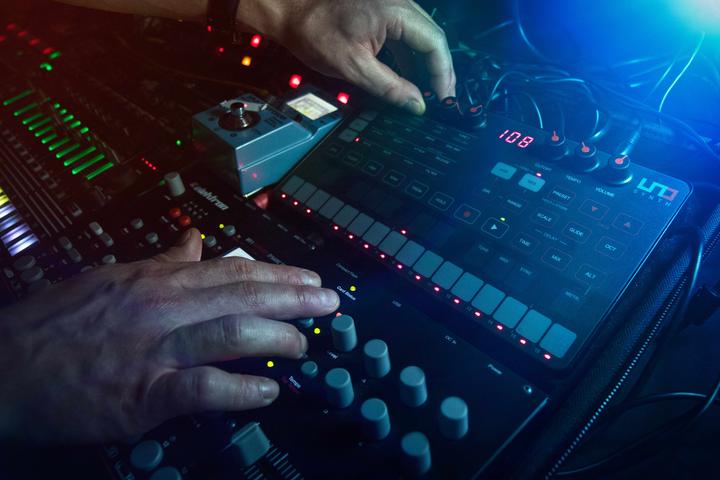 Produktbild IK Multimedia UNO Synth