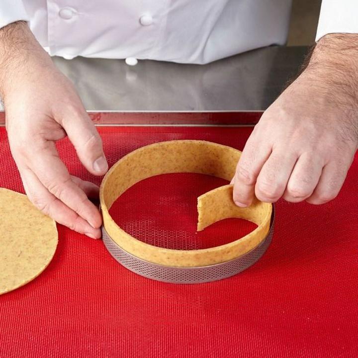 Actual product image Pavoni Perforated cake ring, Ø 15 cm (15 cm)