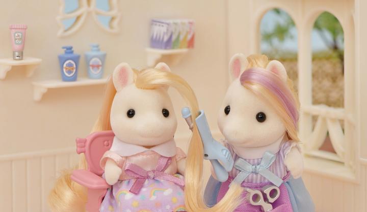 Actual product image Sylvanian Families Pony's Stylish Hair Salon
