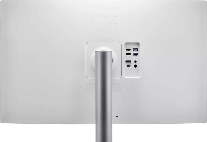 Actual product image LG UHD 4K HDR 31.5 4K Ultra HD Monitor (3840 x 2160 Pixels, 31.50")
