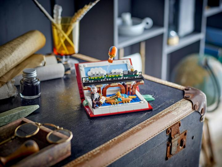 Image du produit LEGO Hommage aux livres de Jules Verne (40690, LEGO Ideas)