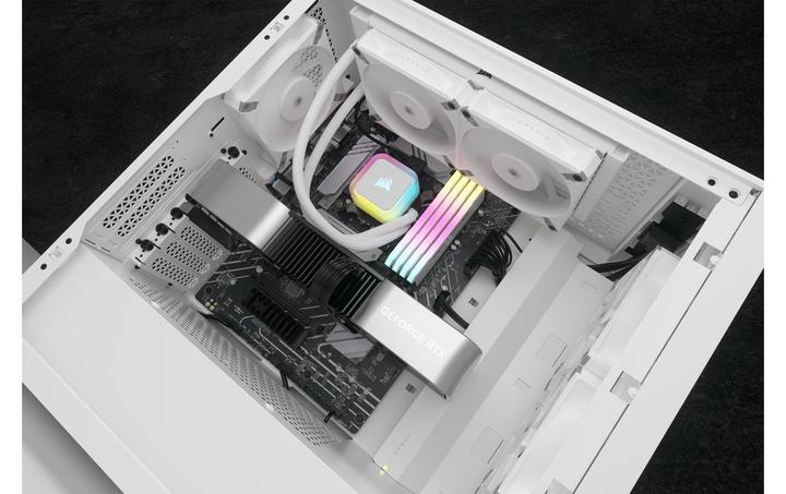 Actual product image Corsair iCUE H100i RGB ELITE