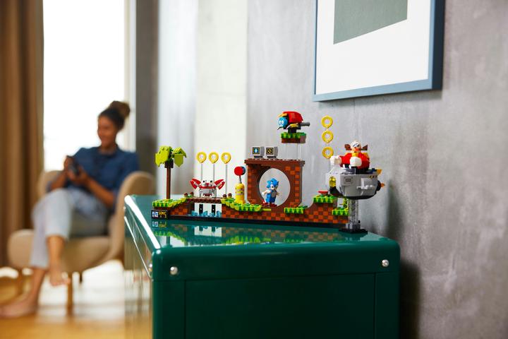 Produktbild LEGO Sonic the Hedgehog - Green Hill Zone (21331, LEGO Ideas)