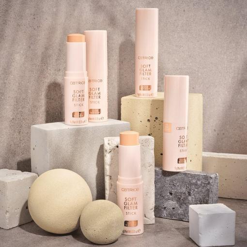 Actual product image Catrice Soft Glam Filter Stick (010 Fair)