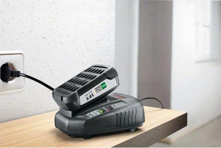 Actual product image Bosch Home & Garden Starter set 18V (2.5 Ah+AL 1830 CV) (18 V)