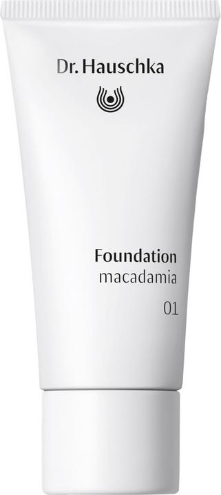 Actual product image Dr. Hauschka Foundation (01 Macadamia)